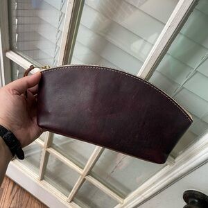 Total Eclipse PORTLAND leather goods Leather makeup bag